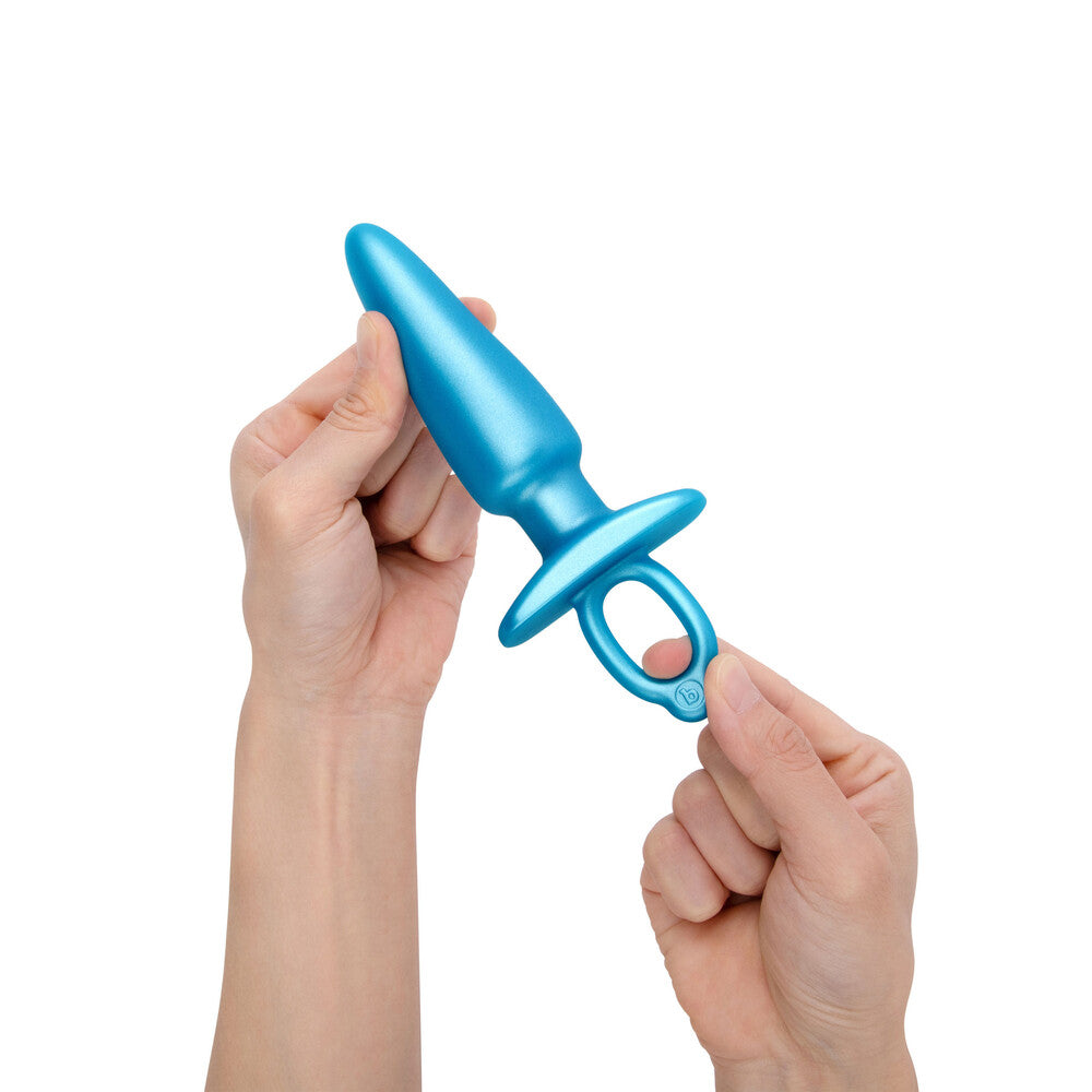 Luxurious BVibe Sleek Prostate Plug with powerful vibration settings